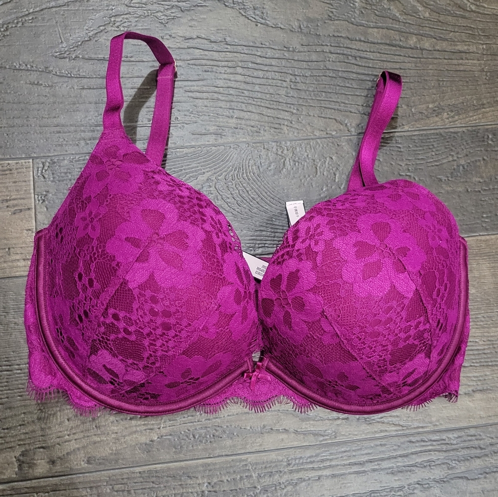 Victorias secret bra 34DD